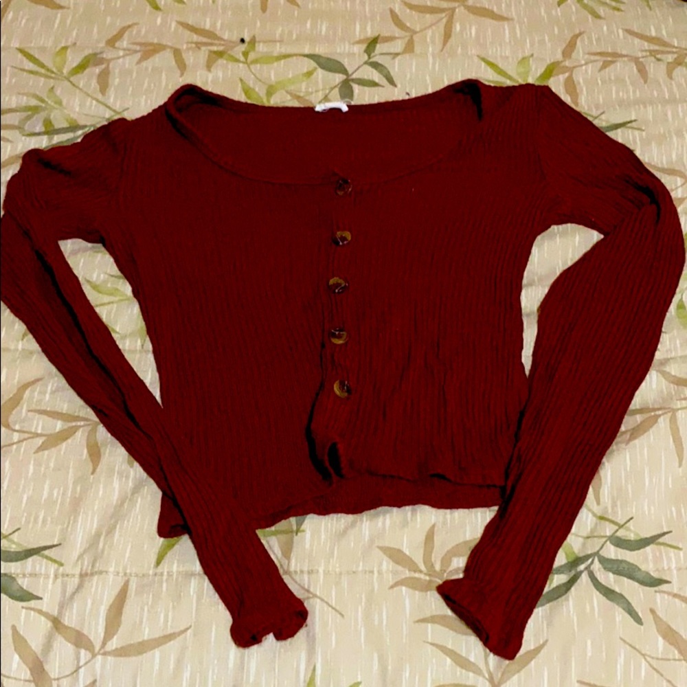 CROP TOP | GARAGE | BUTTON DOWN